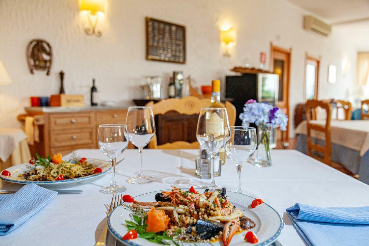 Hotel San Trano Luogosanto Dış mekan fotoğraf