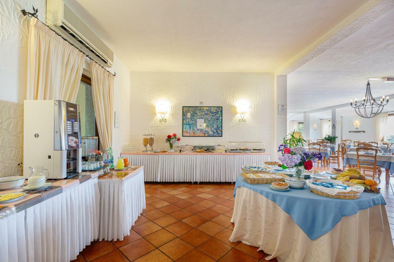 Hotel San Trano Luogosanto Dış mekan fotoğraf