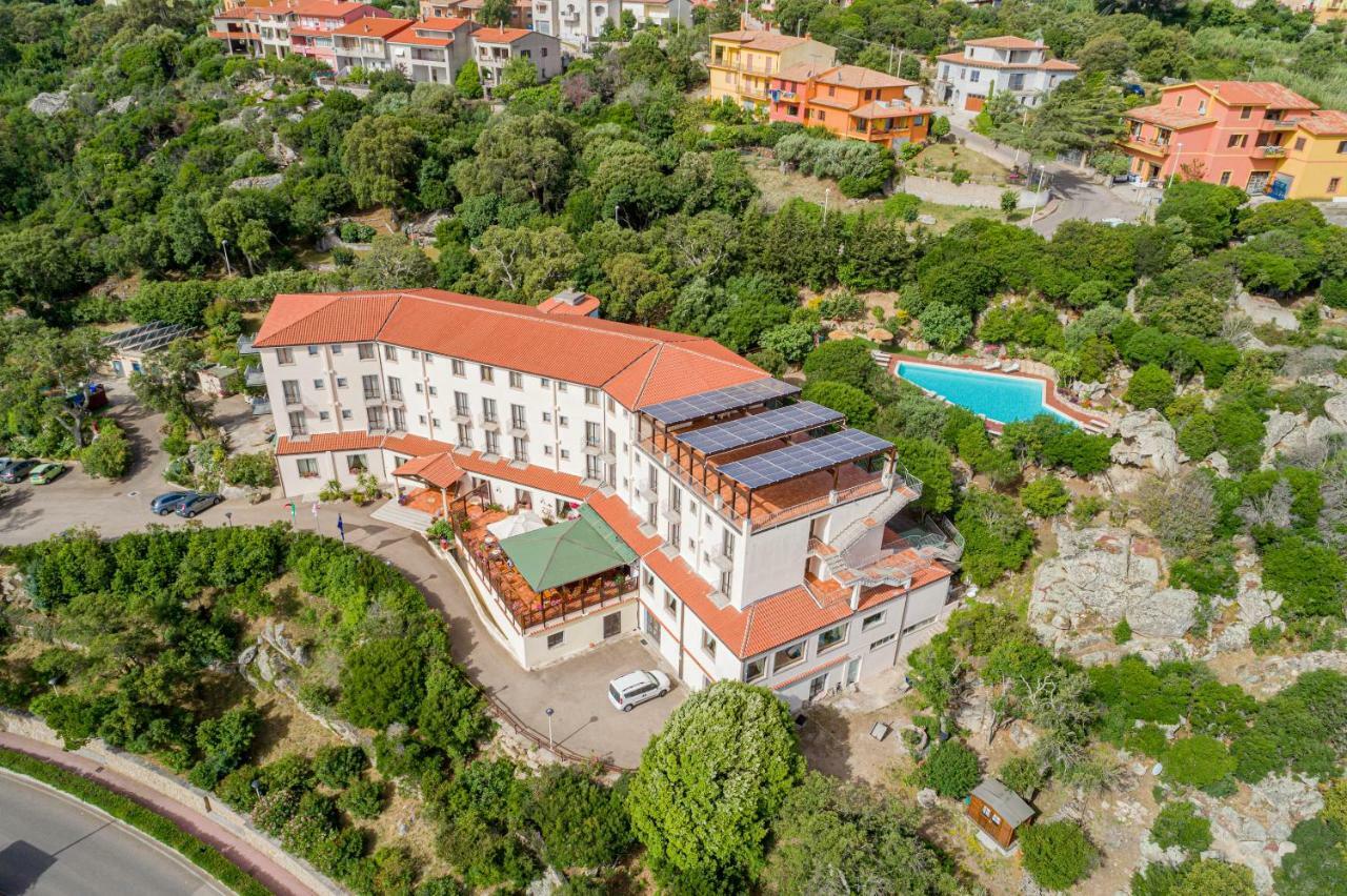 Hotel San Trano Luogosanto Dış mekan fotoğraf