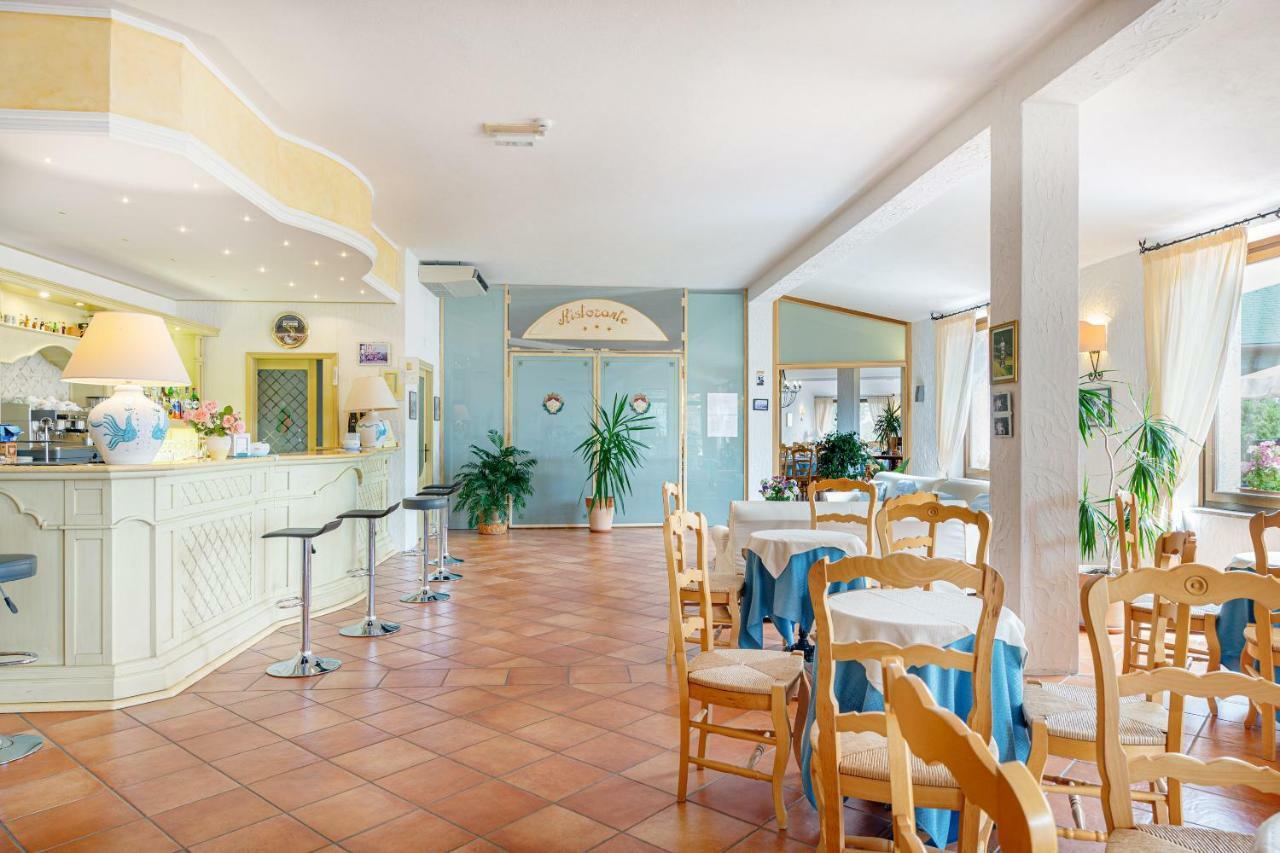 Hotel San Trano Luogosanto Dış mekan fotoğraf