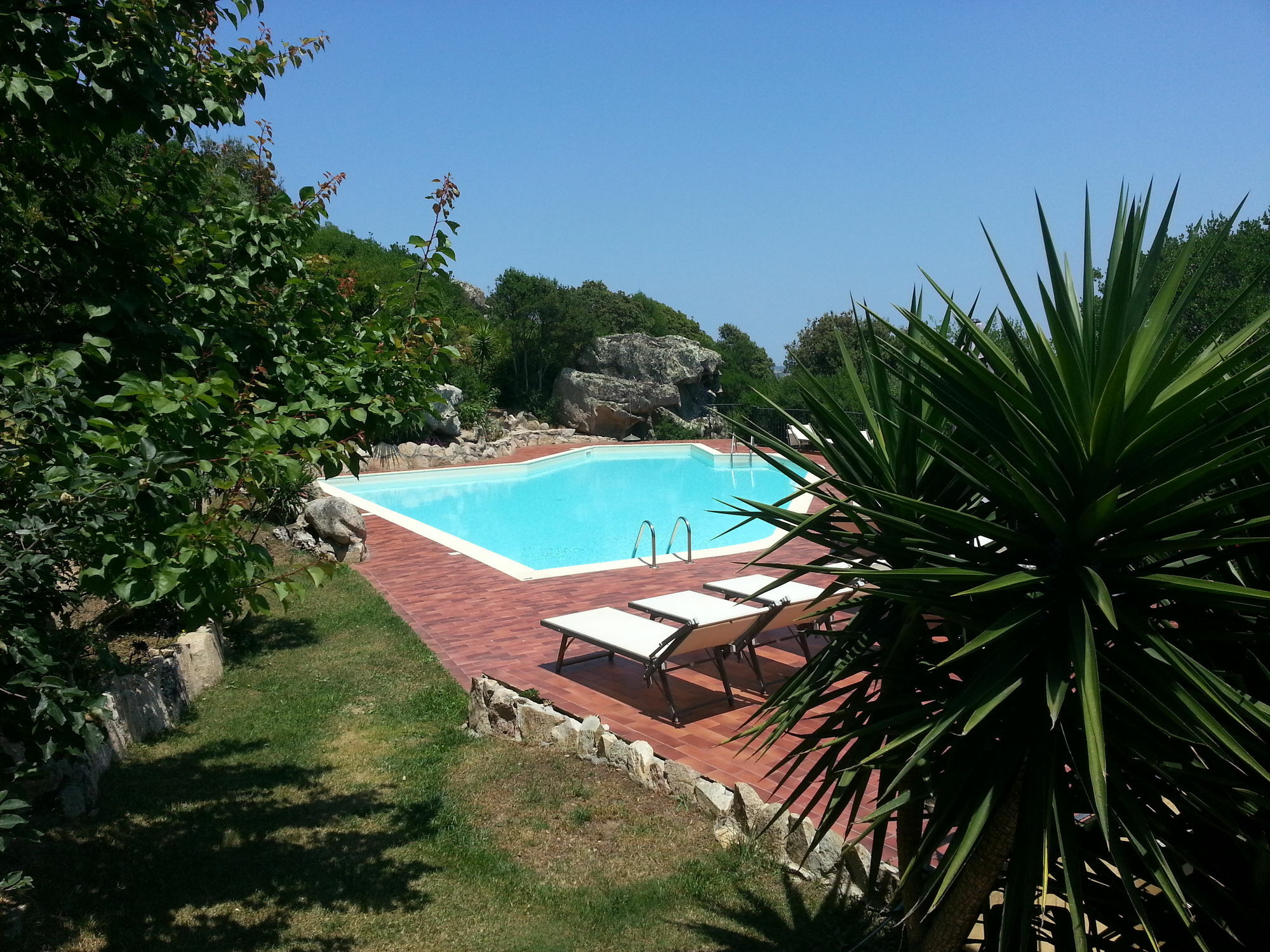 Hotel San Trano Luogosanto Dış mekan fotoğraf